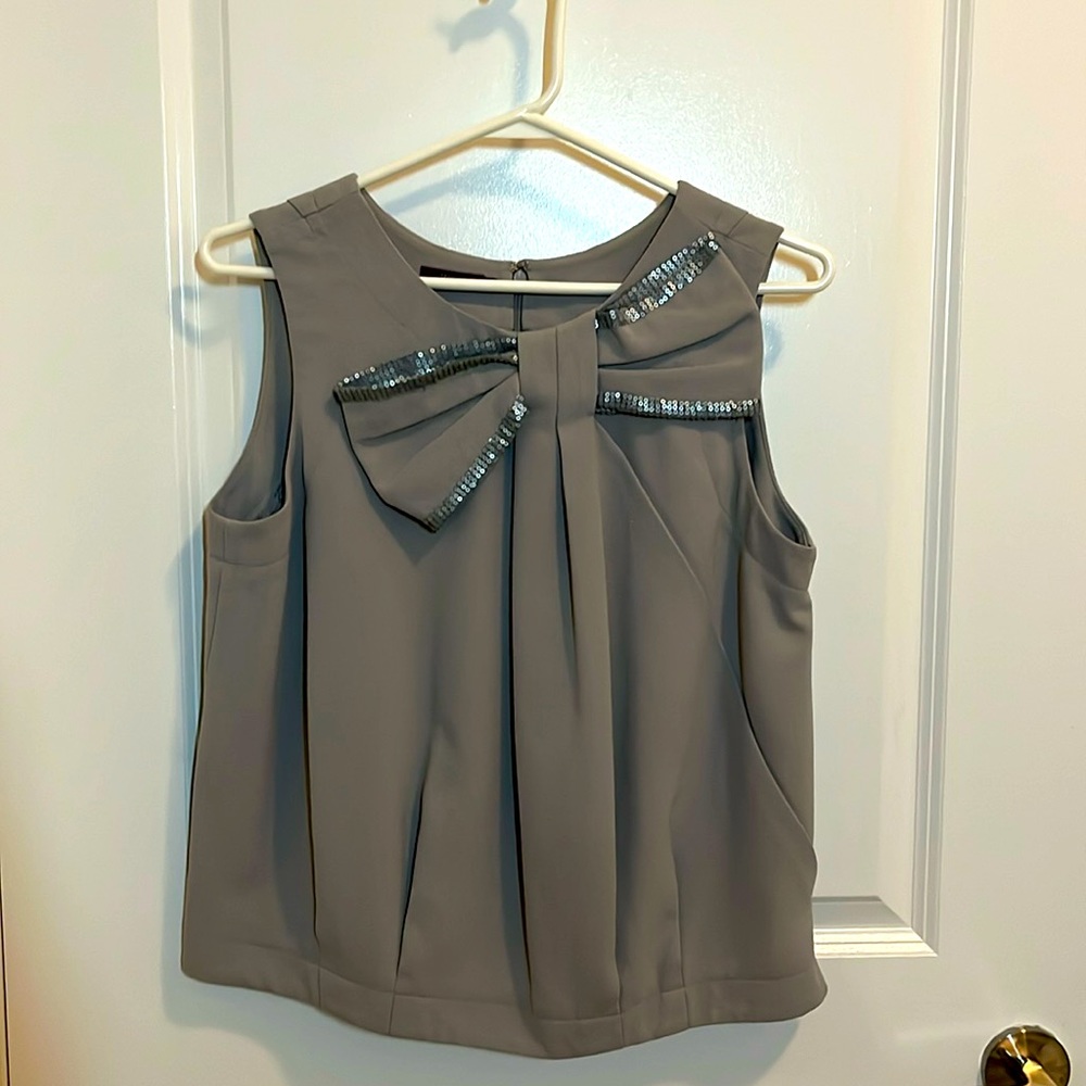 Jessica big bow sleeveless top size 10